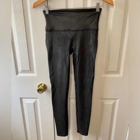 SPANX Black Faux Leather Leggings SZ M - Picture 1 of 8